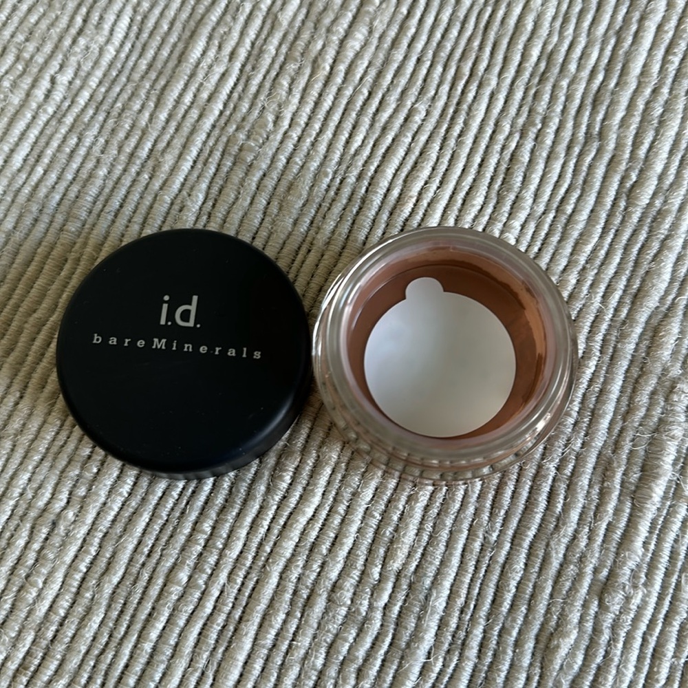 New Bare minerals Full Size Warmth 2g / .06 Oz larger than current stock - Picture 2 of 4